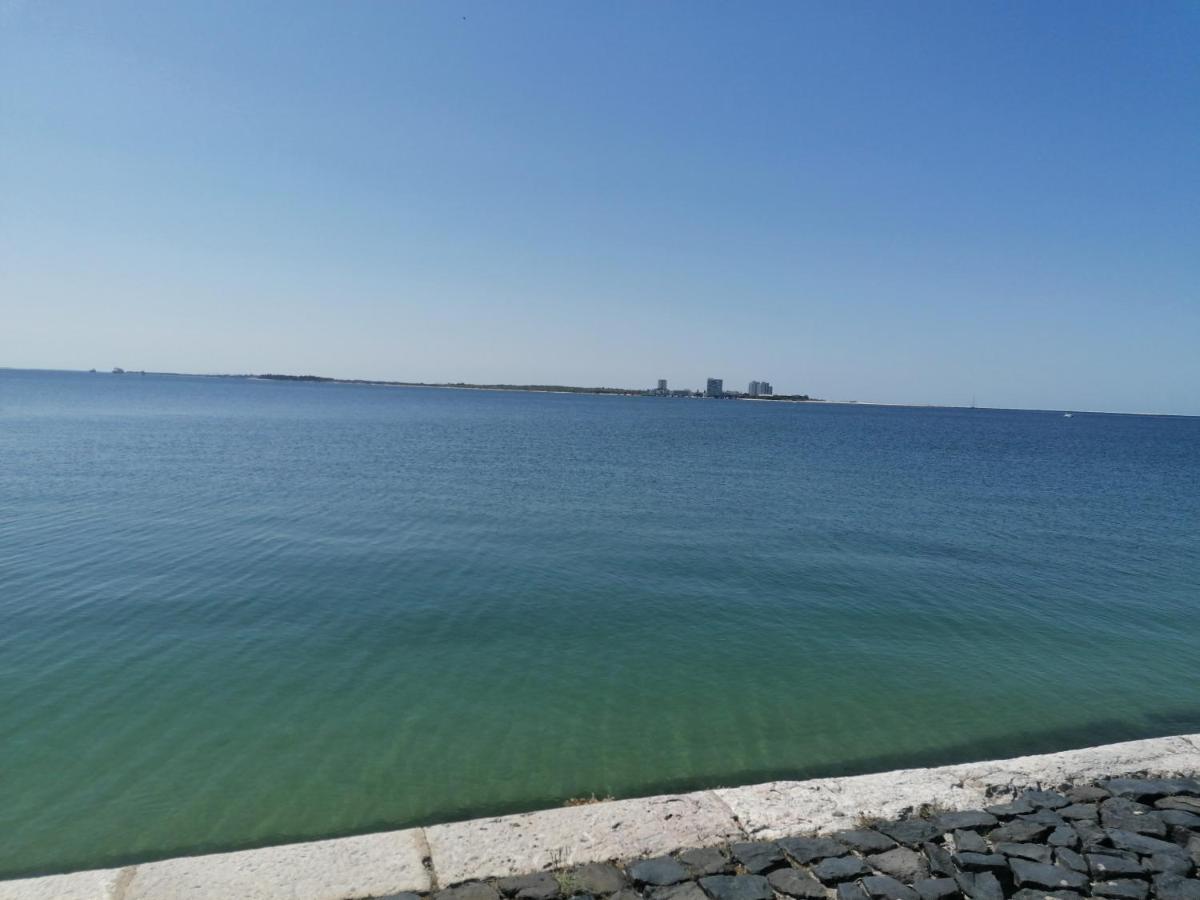 Lilac Homestay Setúbal Buitenkant foto