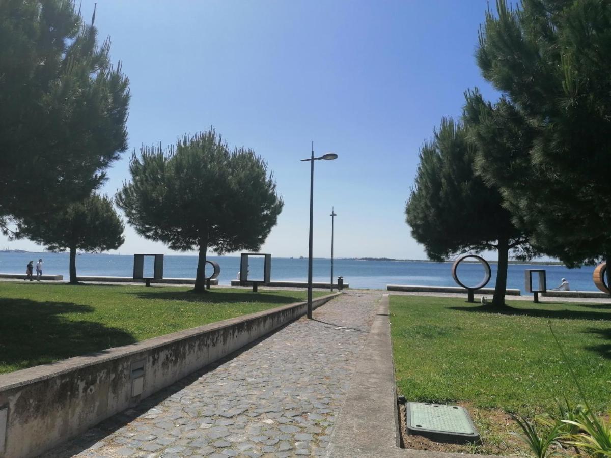Lilac Homestay Setúbal Buitenkant foto