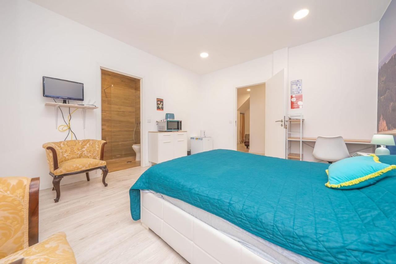 Lilac Homestay Setúbal Buitenkant foto